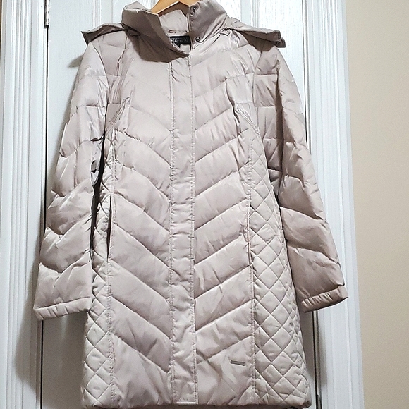 Kenneth Cole Reaction Women's Parka size M - Picture 2 of 12